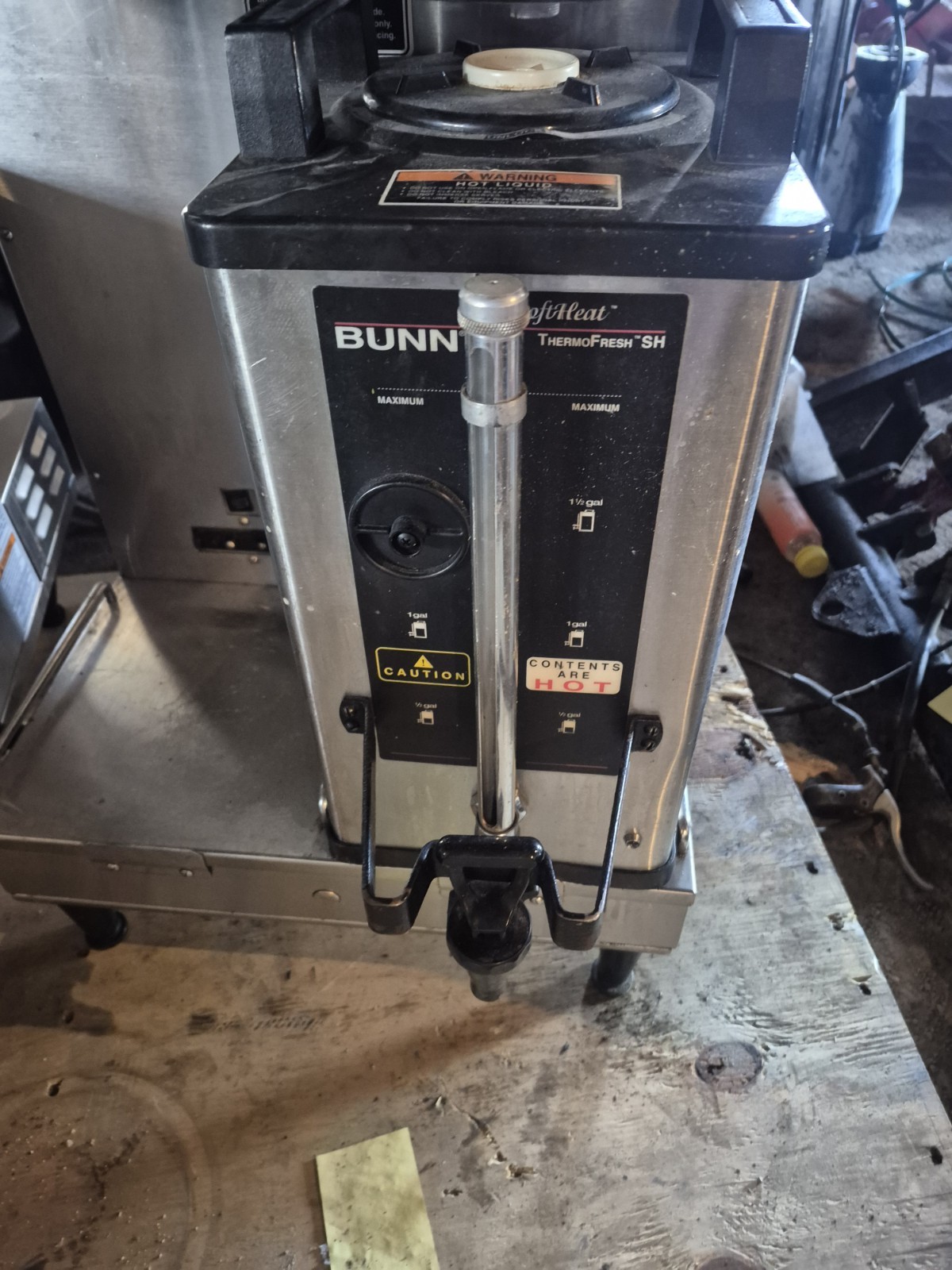 Bunn 33500.1000 Dual Coffee Maker Satellite System 18.9 Gallon Per Hour 3ph