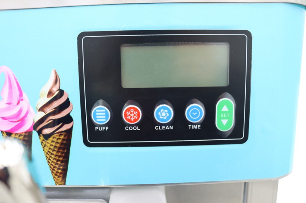 Movable 3 Head Soft Ice Cream Machine 20-30L/h Output 110V 1800W Easy to Clean