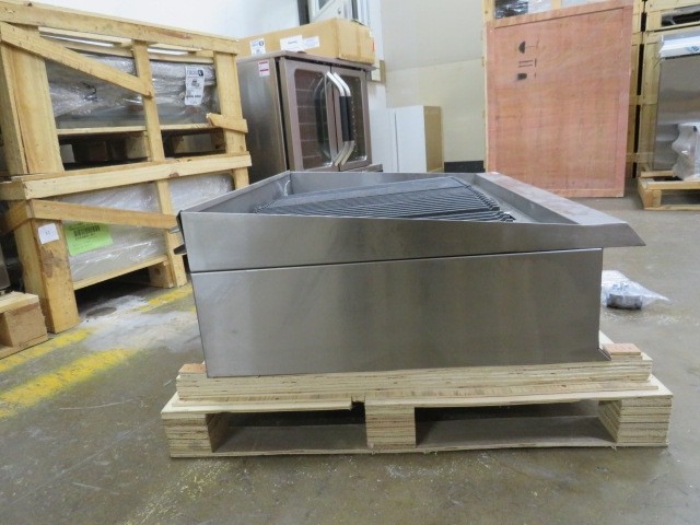 IKON IRB36LP Gas Radiant Broiler – 36″ Countertop Charbroiler for Restaurants