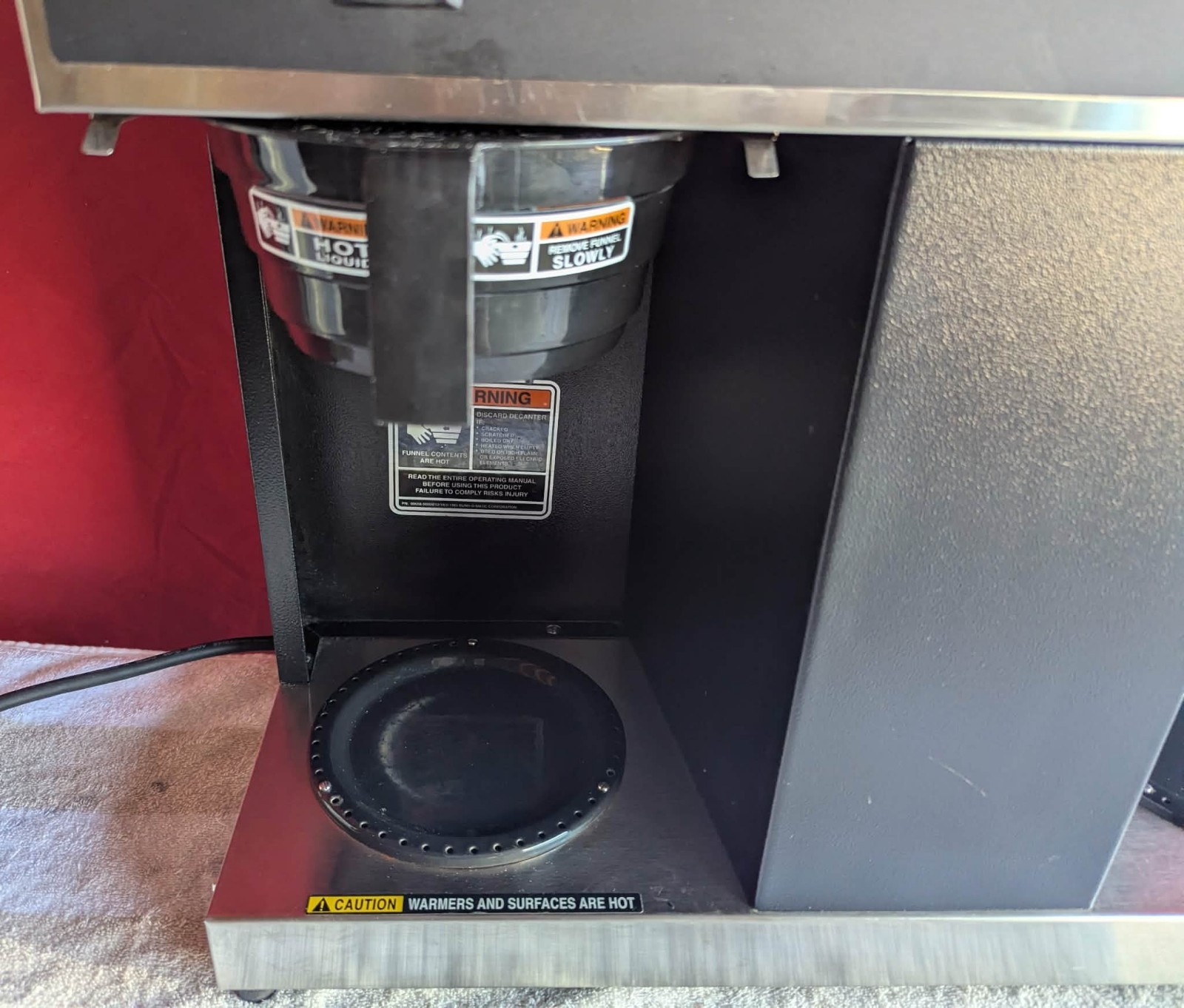 BUNN VPS Commercial Pourover Coffee Brewer 3 Warmers