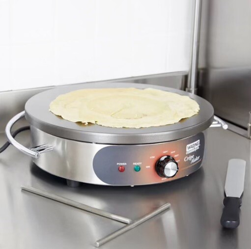 Waring 16″ Electric Crepe Maker (WSC165BX) with Spatula and Batter Spreader