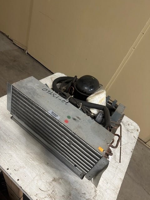 **NEW** 208/230 PH1 COPELAND/EMBRACO REFRIGERATION UNIT MODEL CAV-201