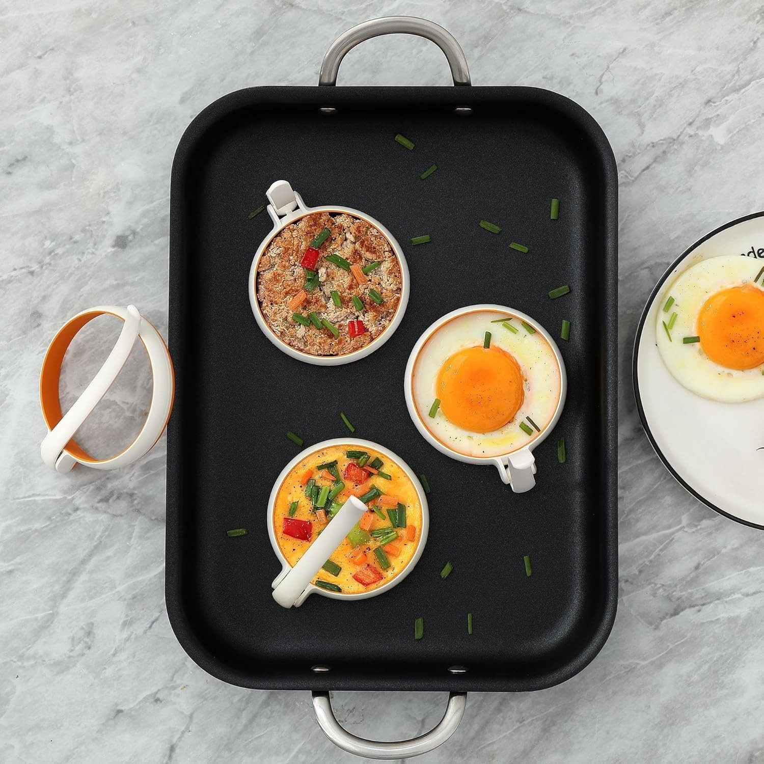 Silicone Fried Egg Cooker Rings Set,Nonstick,Easy to Use&Clean, White&Orange