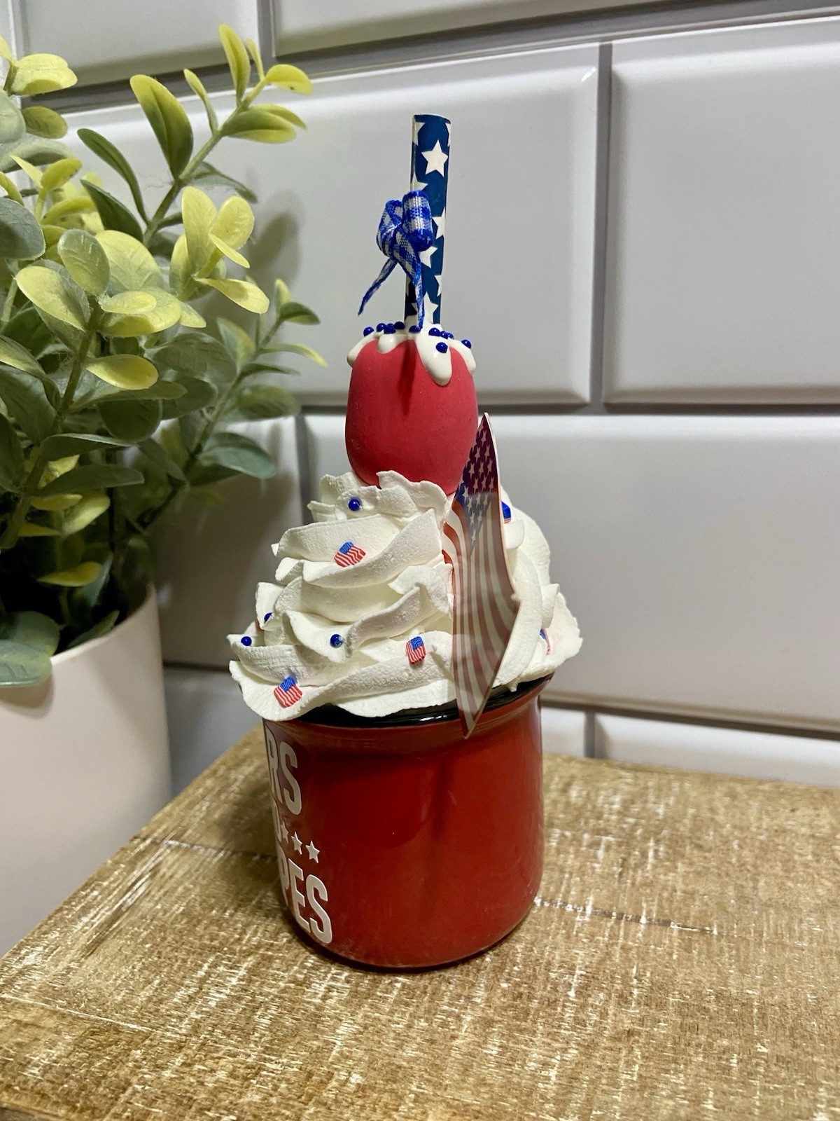 Cute USA Mini Ceramic Mug Faux Fake Whipped Cream Tiered Tray Decor PATRIOTIC