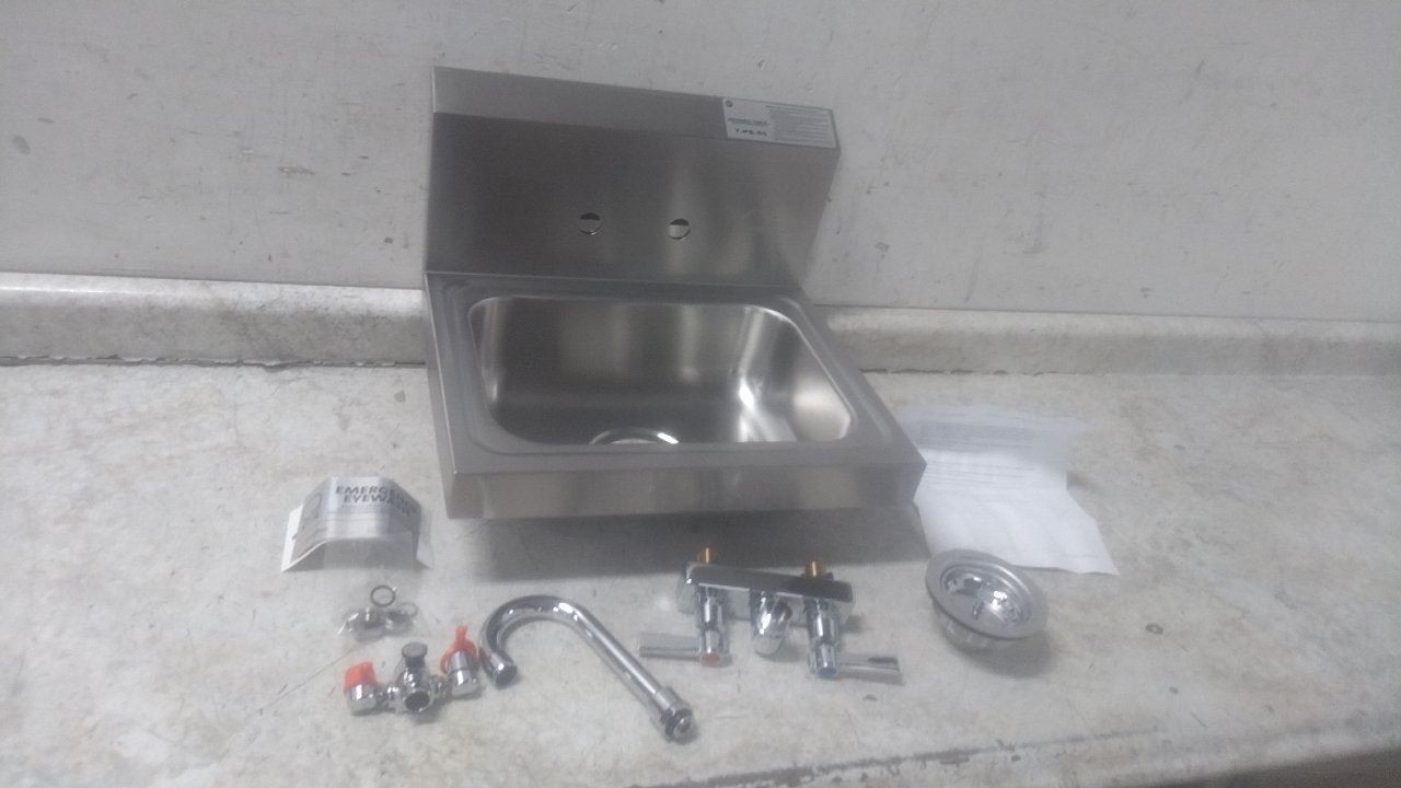 Advance Tabco 7-PS-55 15-1/4 In Width 1 GPM Stainless Steel Hand Sink w/Eye Wash
