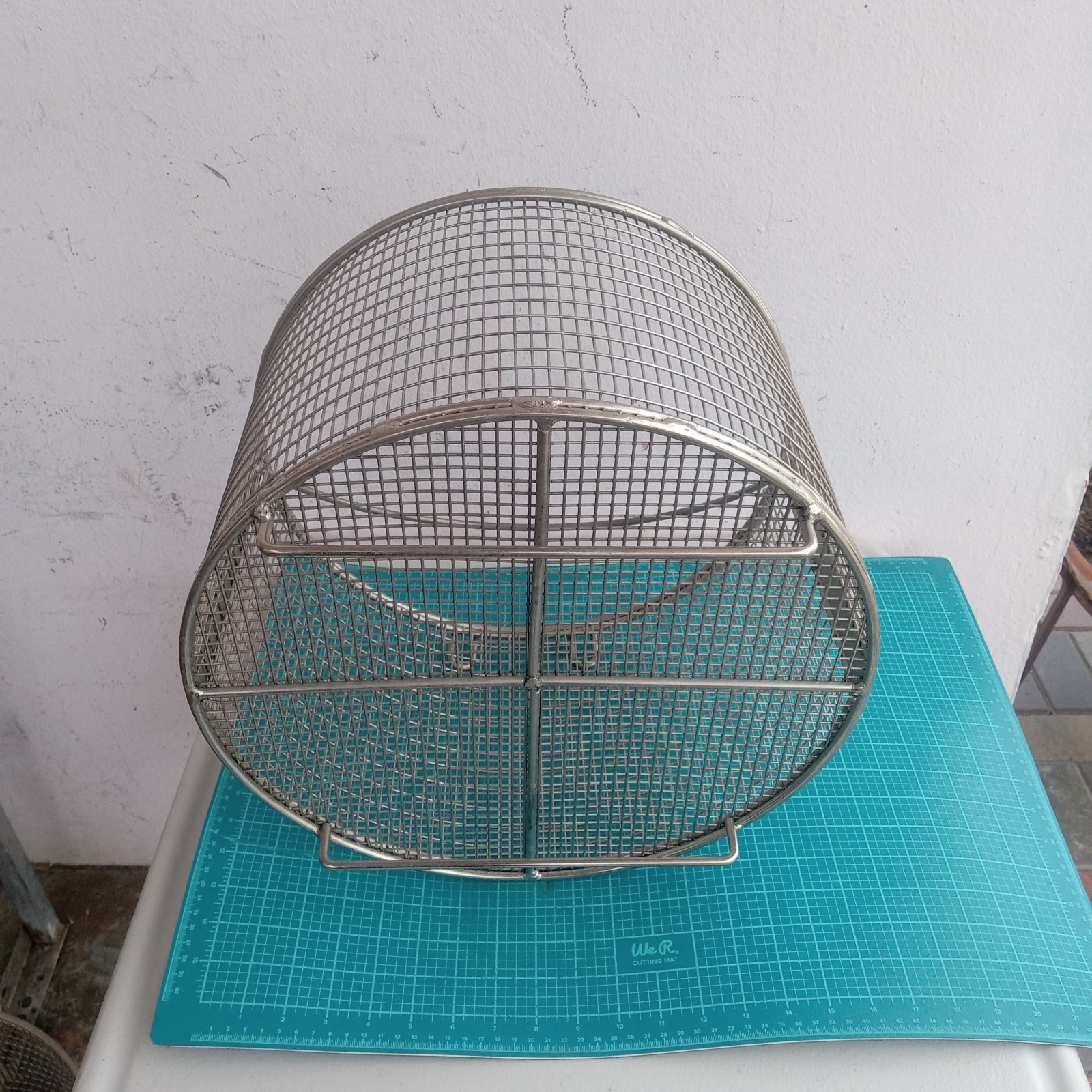 Big Fryer Round Basket – Size 15x15x9 Inches «Weighs 7 Pounds»