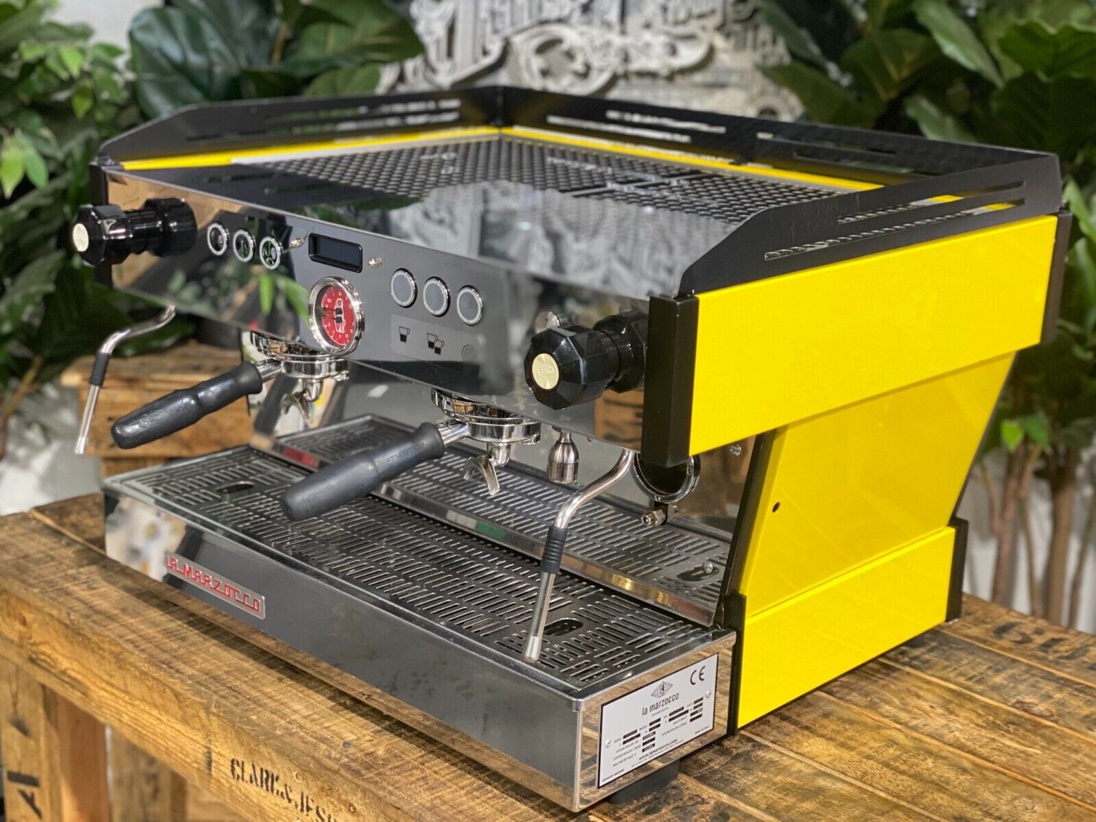 LA MARZOCCO LINEA PB 2 GROUP ESPRESSO COFFEE MACHINE YELLOW & BLACK COMMERCIAL
