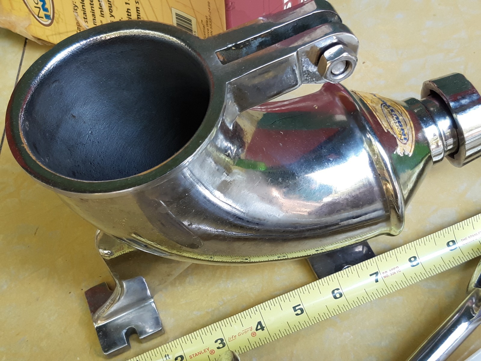 NORTHERN INDUSTRIAL; SAUSAGE STUFFER 5LBS CAPACITY – STAINLESS STEEL