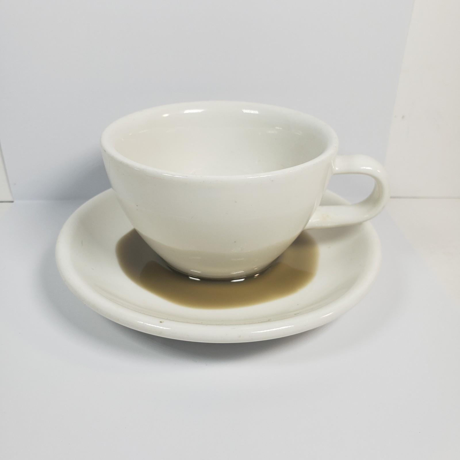 Fake Faux Ceramic Coffee Cup Mug Spill Food Prop Stage Display Decor Imitation