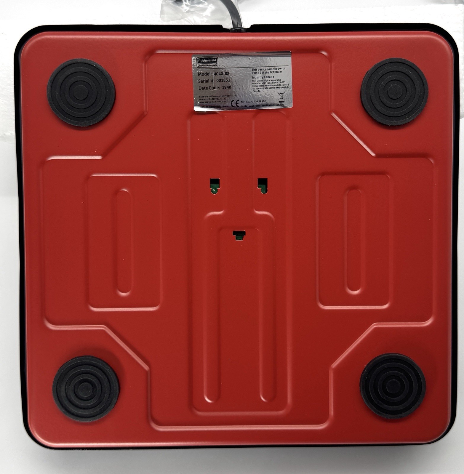 RUBBERMAID Digital Weighing Scale – 400-Lb./180-Kilogram Capacity