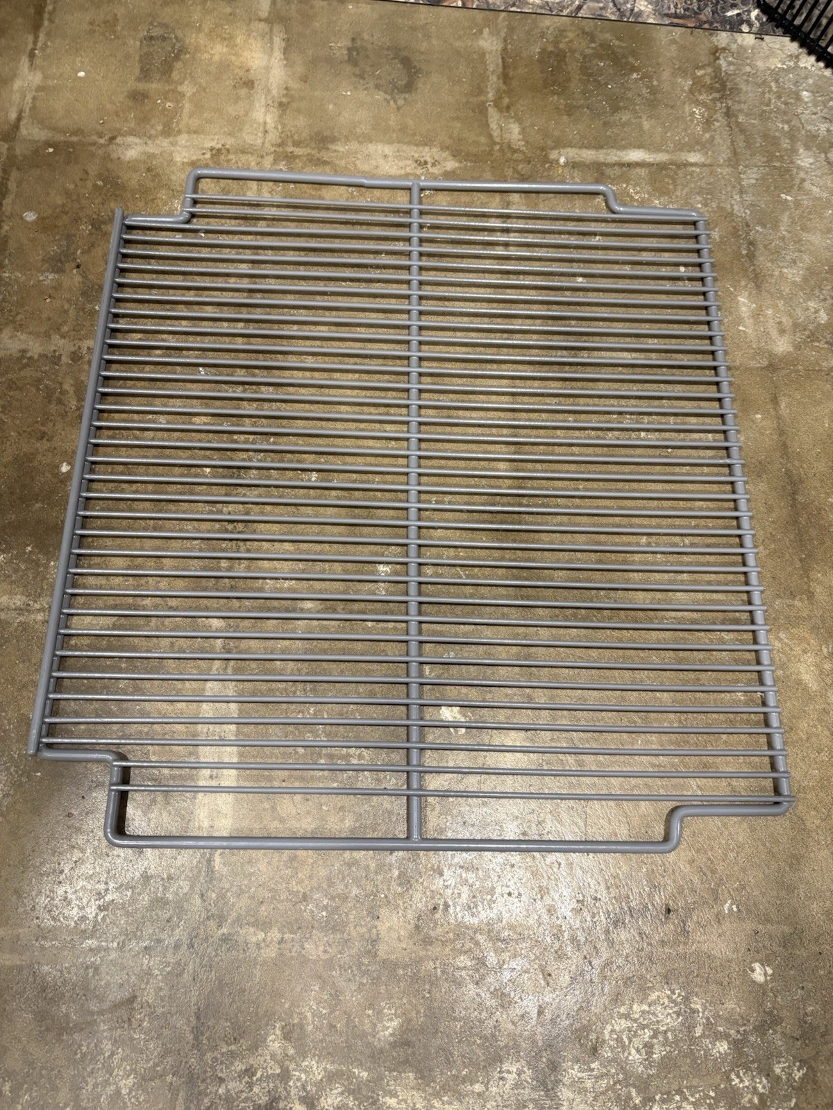 TRUE Refrigerator / Freezer Wire Shelf Set Gray Rack OEM 23 1/2 X 21 1/4”