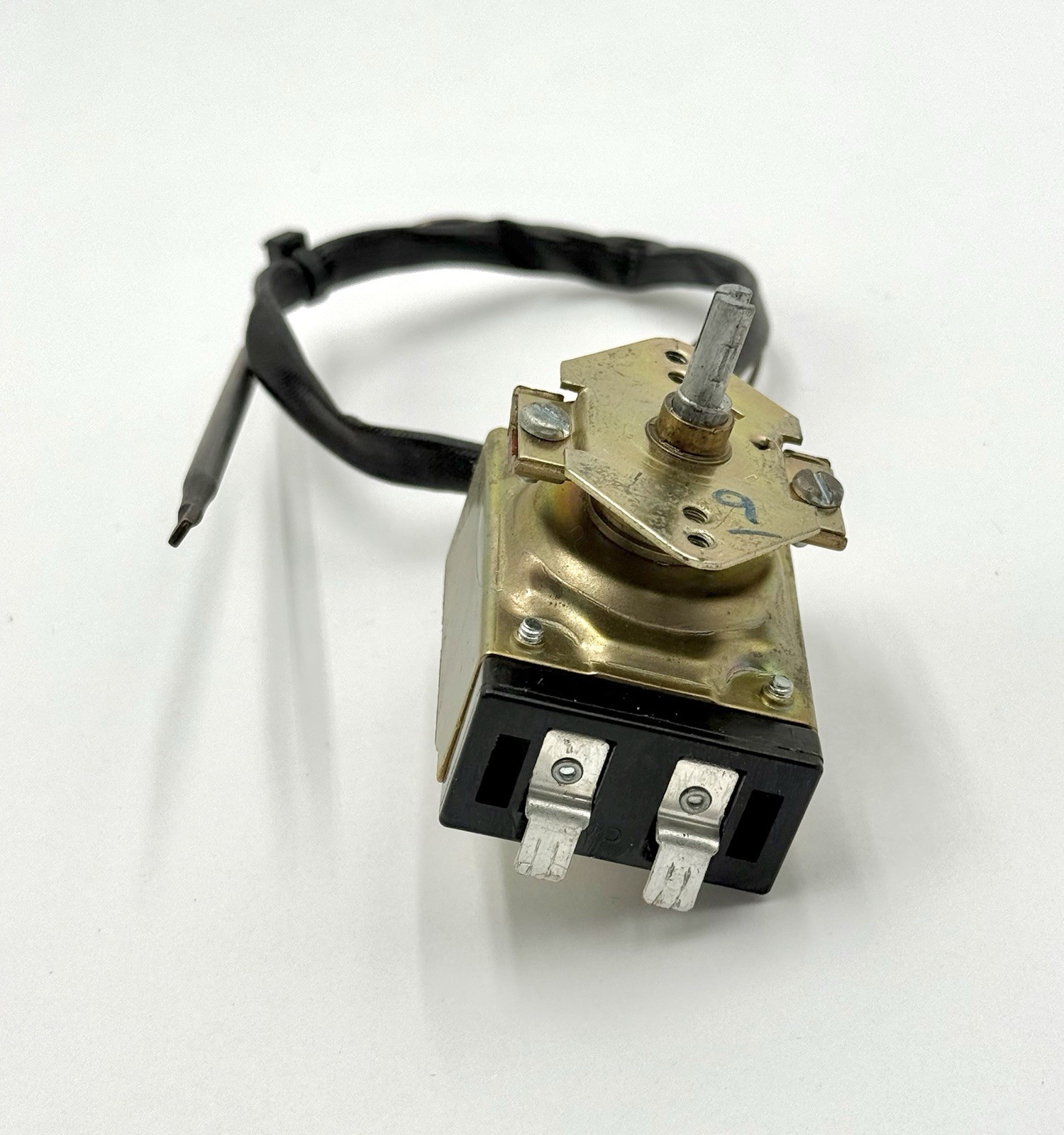 GE DCS Range Griddle Thermostat CK7-44-18 13310 WB21X5356