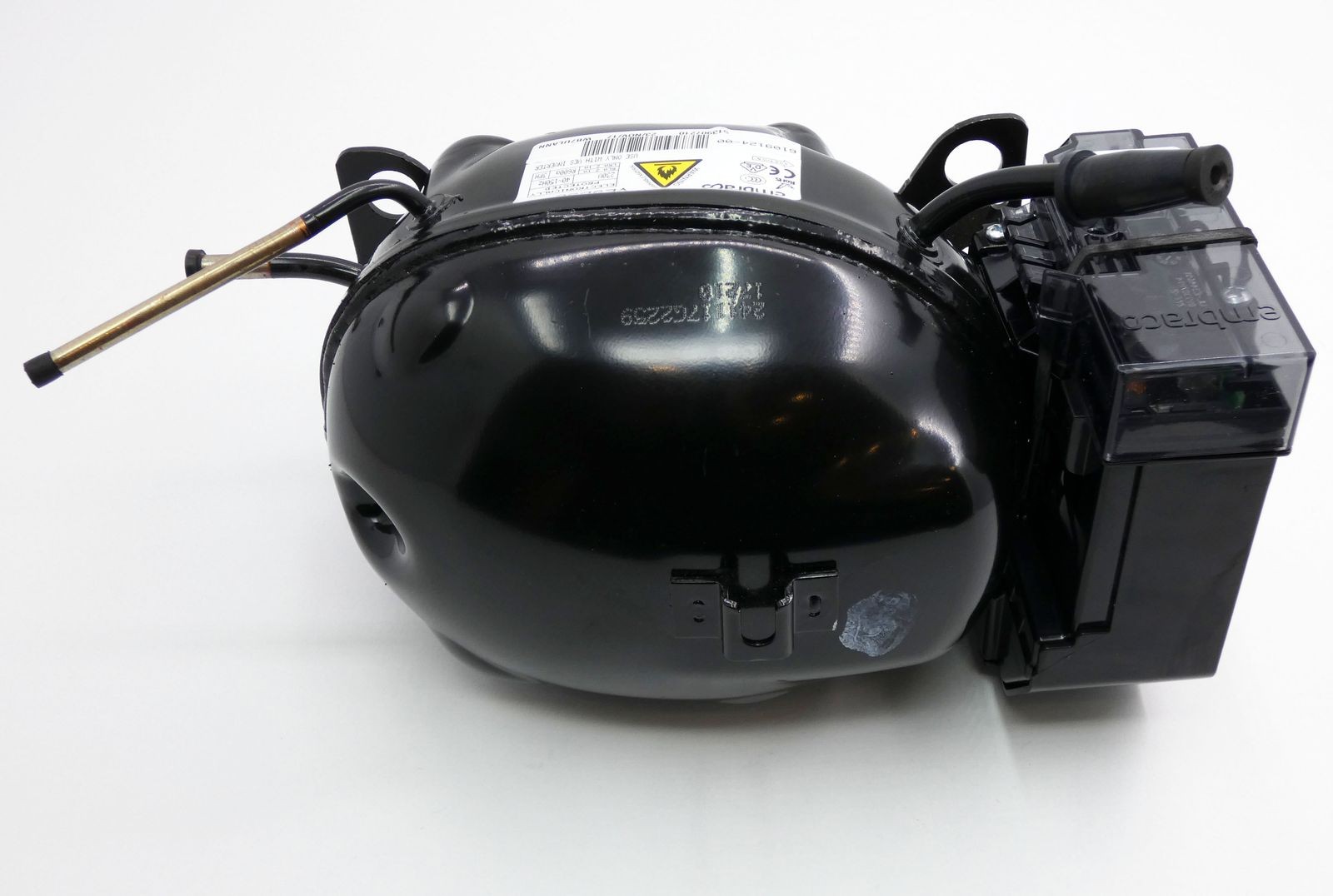 Embraco VESD9C 230V Compressor + CF02D01 230V 2.1A Inverter -Unused-
