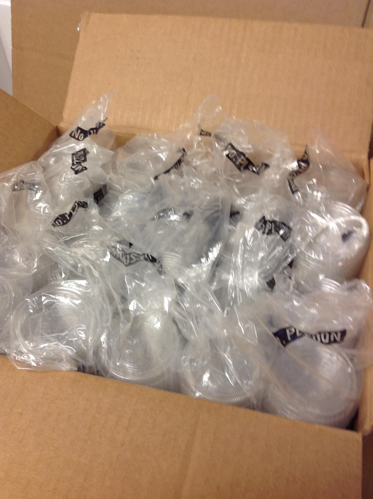 NEW Dart Solo PL200N Clear Plastic Cup Lids for 1.5-2.5Oz cups, 2500/Case, QTY