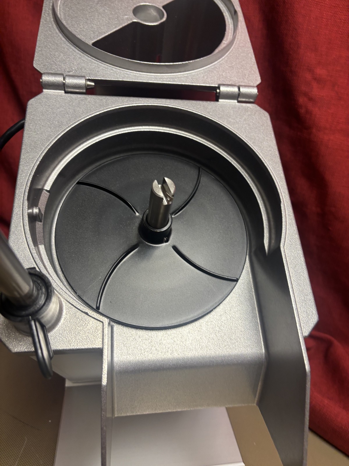 OPEN BOX! Hobart FP100 Countertop Continuous-Feed Food Processor w/Blade #8873