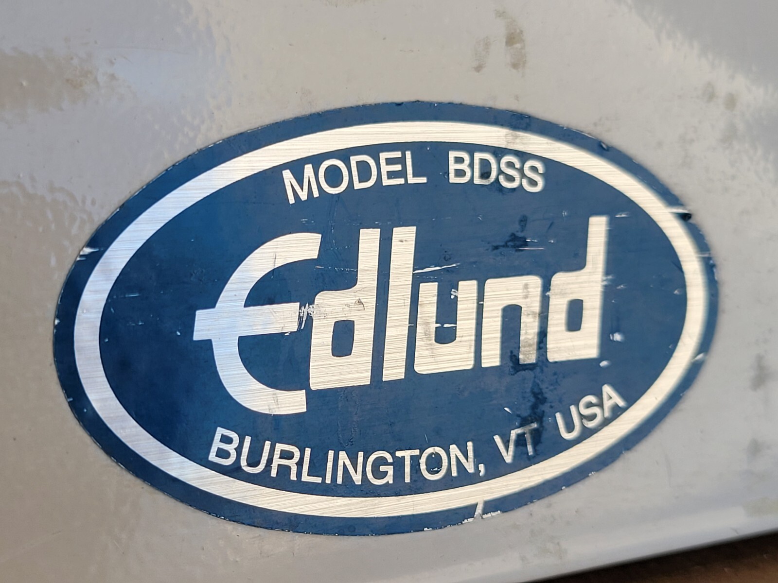 EDLUND BDSS-16 24LB x .25OZ BAKERS SCALE WITH SCOOP & 1, 2, 4 & (2) 8 Lb WEIGHTS