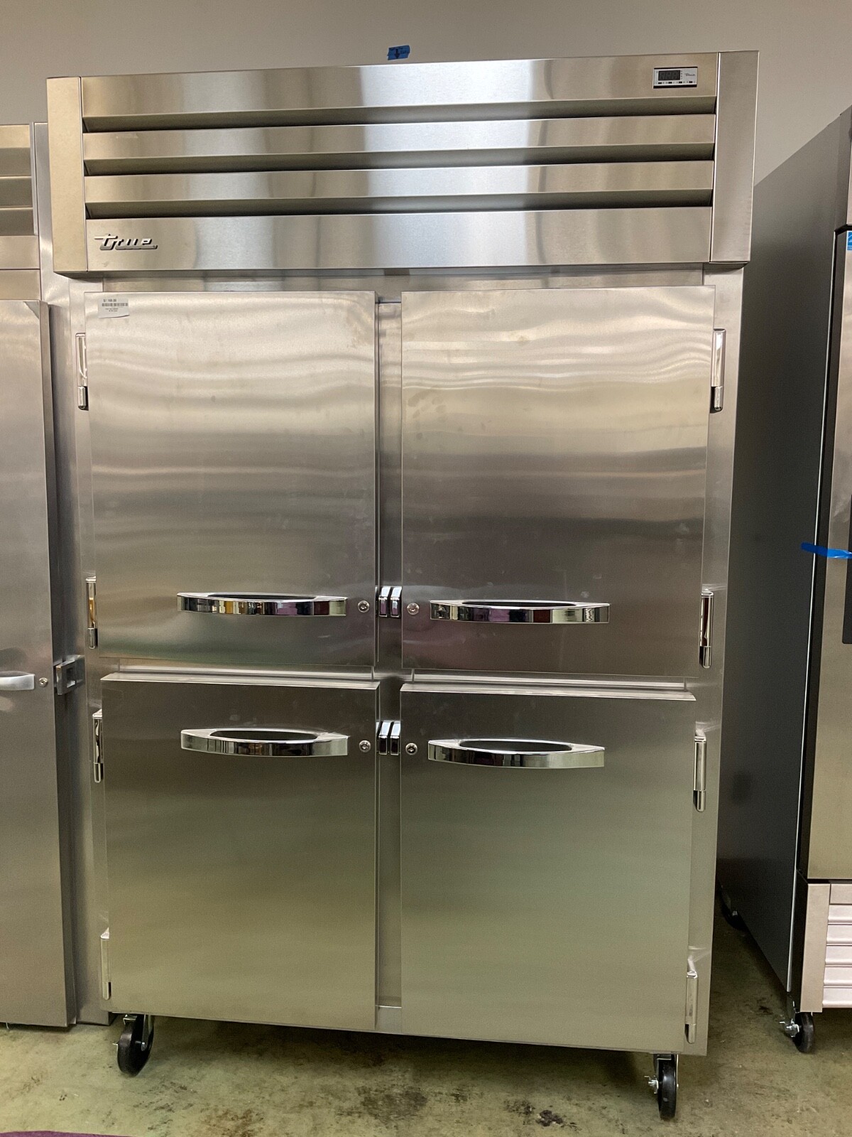 STG2R-4HS-HC, reach-in, two-section, (4) stainless steel half doors