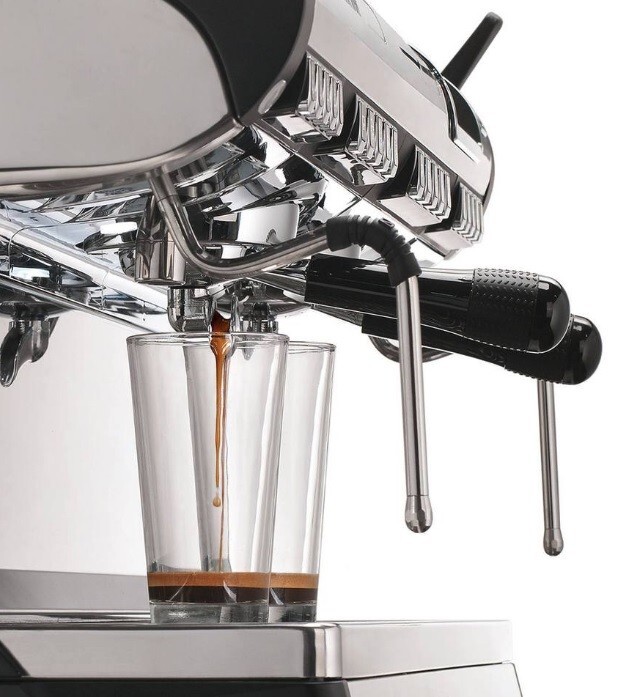 Simonelli Aurelia Wave Commercial Espresso Machine Coffee Shop Package, Training