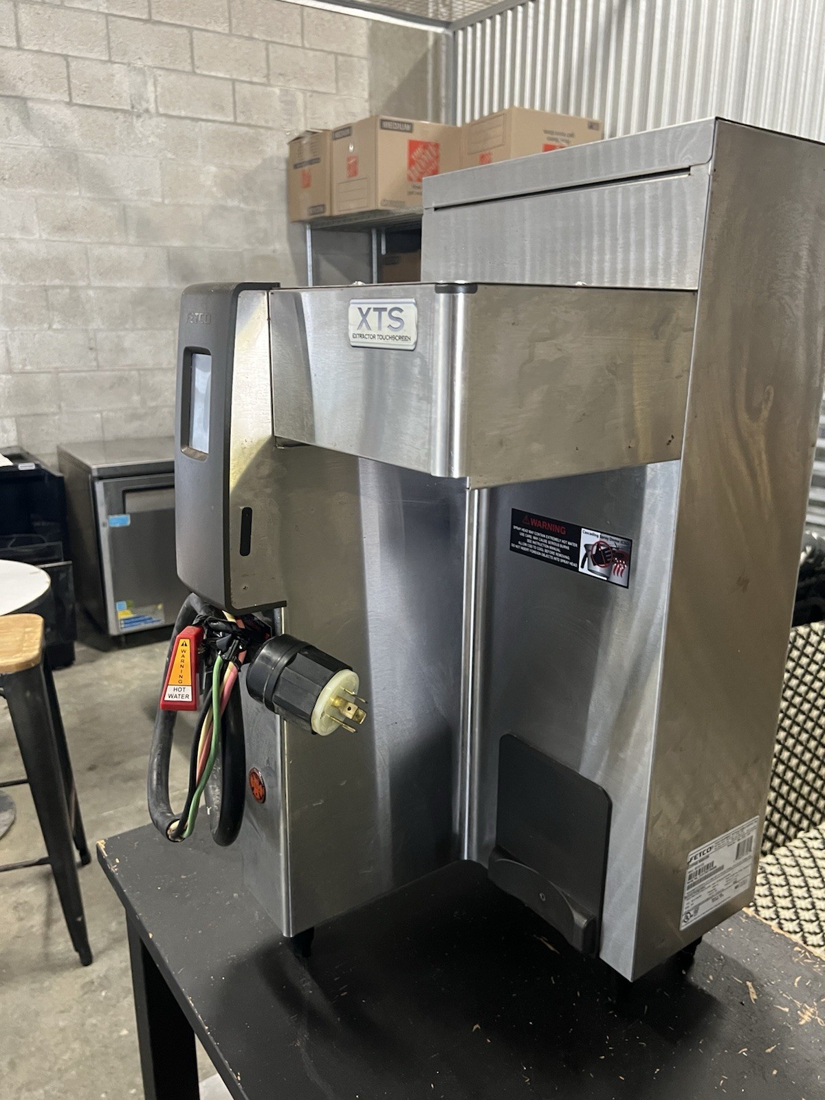 Fetco coffee brewer CBS-2131-XTS