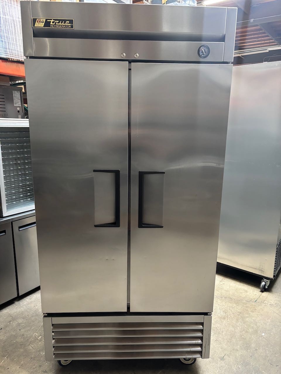 2 Door Narrow Refrigerator True T-35 NSF Cooler Stainless Upright Reach In #4861