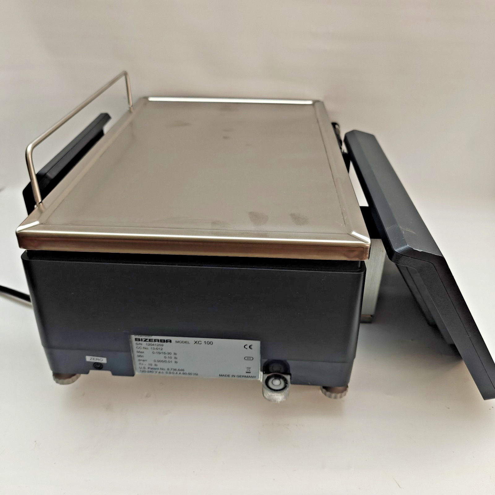 Bizerba XC-100 Commercial 30 lb Touchscreen Digital Scale w/WiFi & Printer