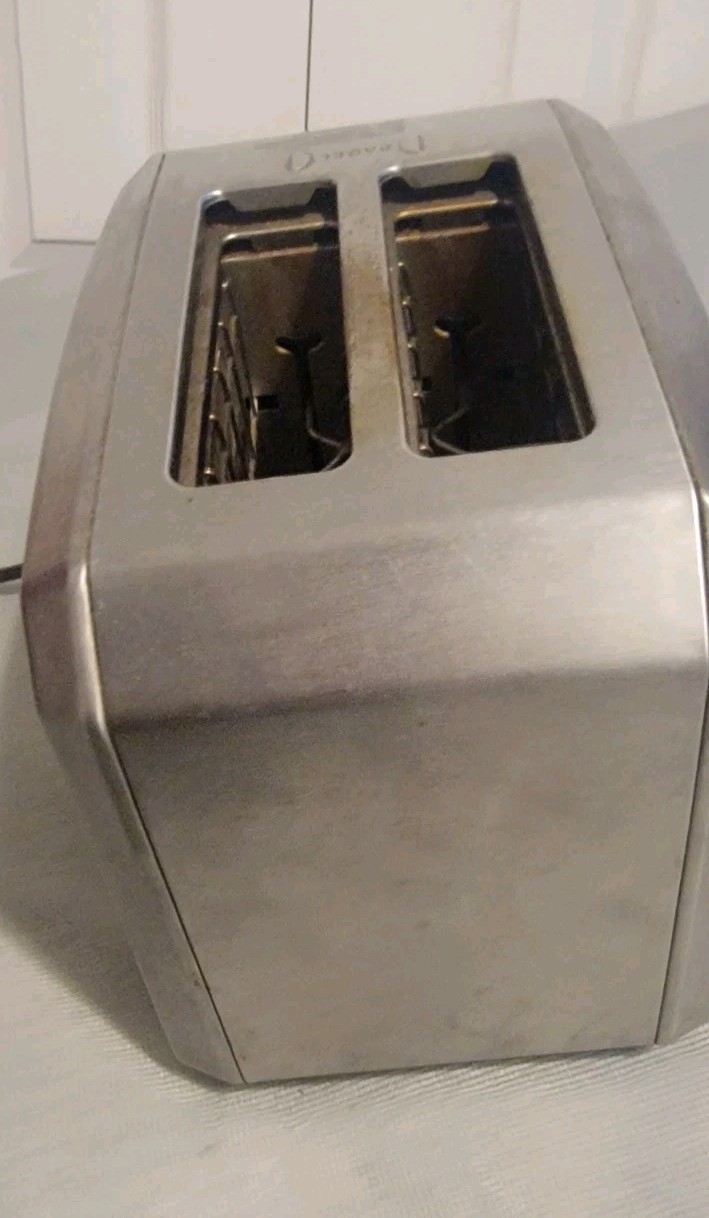 WARING Pro 2-Slice Toaster– Brushed Stainless Steel Silver Cooks Bagels