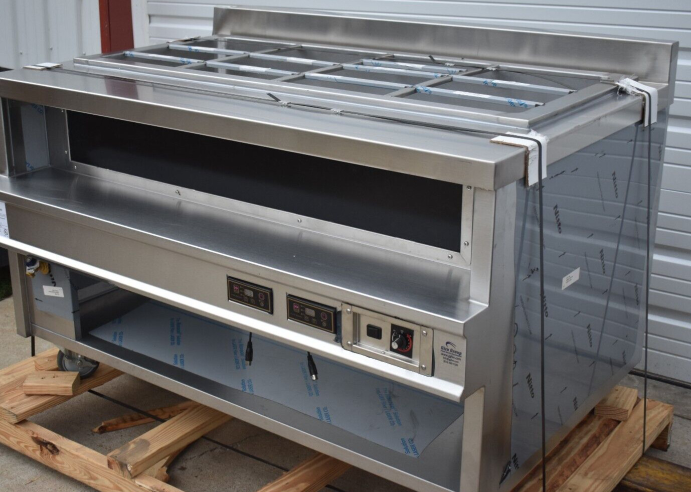 NEW CUSTOM INDUCTION HEATED FOUR COMPARTMENT HOT FOOD WELL / STEAM TABLE
