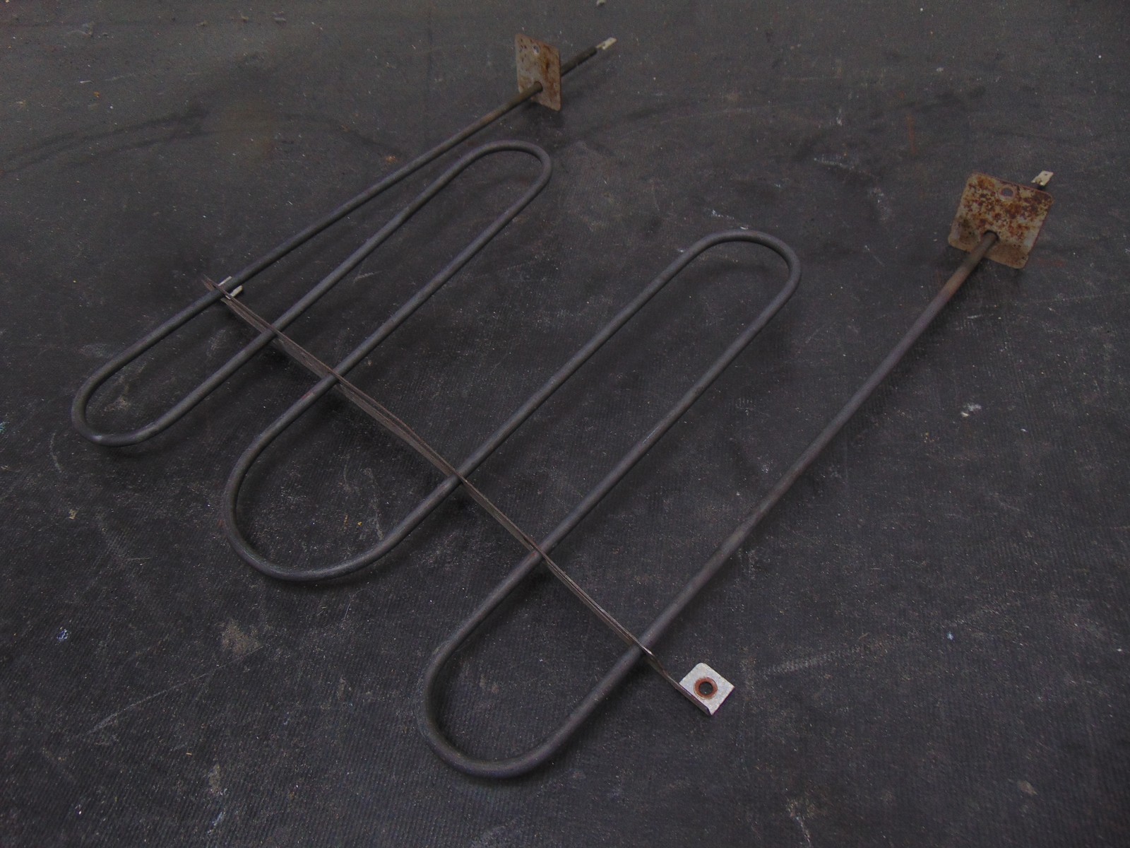 Gibson Range CEC3S5WSAD Broil Element 5303051516