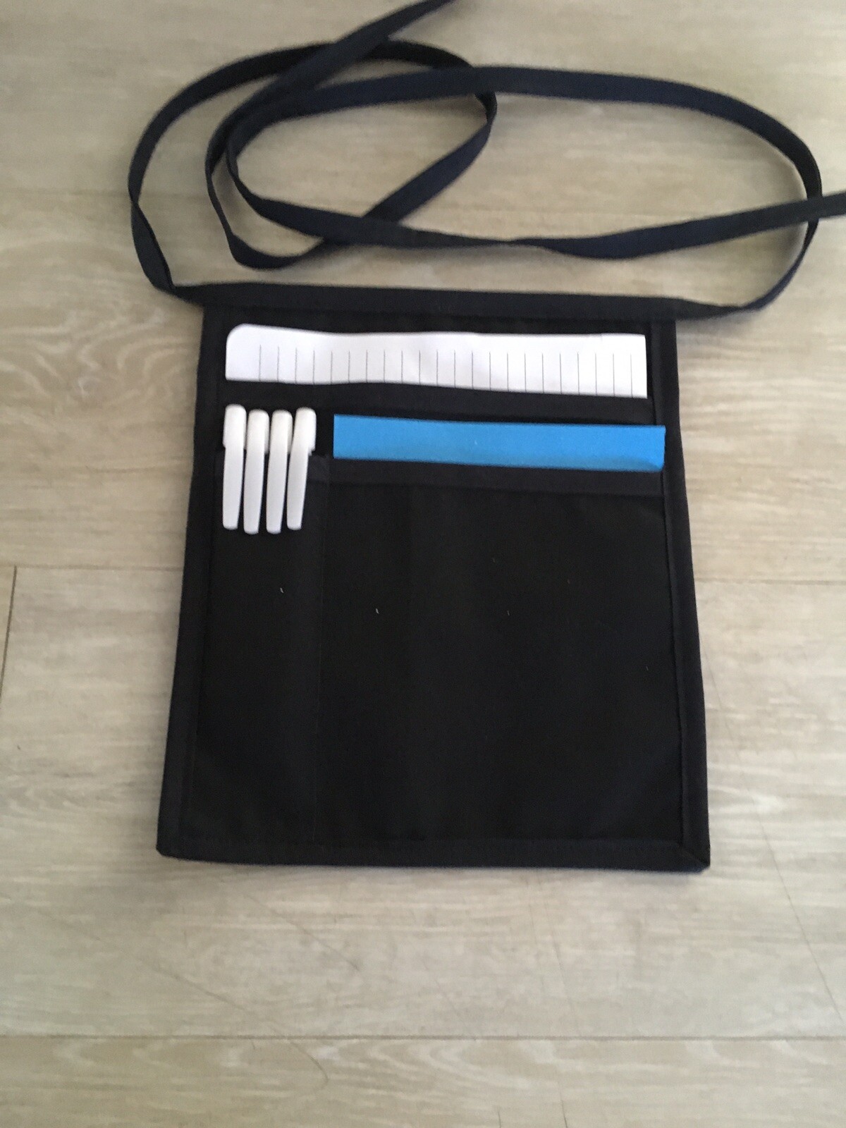 Large Side Hip Apron Electronic Devices ￼Bar Waiter Waitress Money Extra Pockets