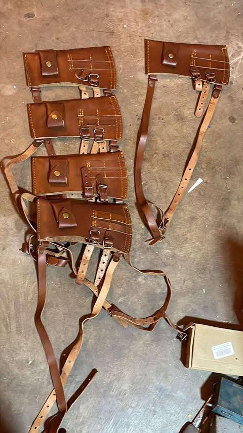 Axe Shoulder Sling bushcraft Wood-Craft Pack for single bit axe, has pouch