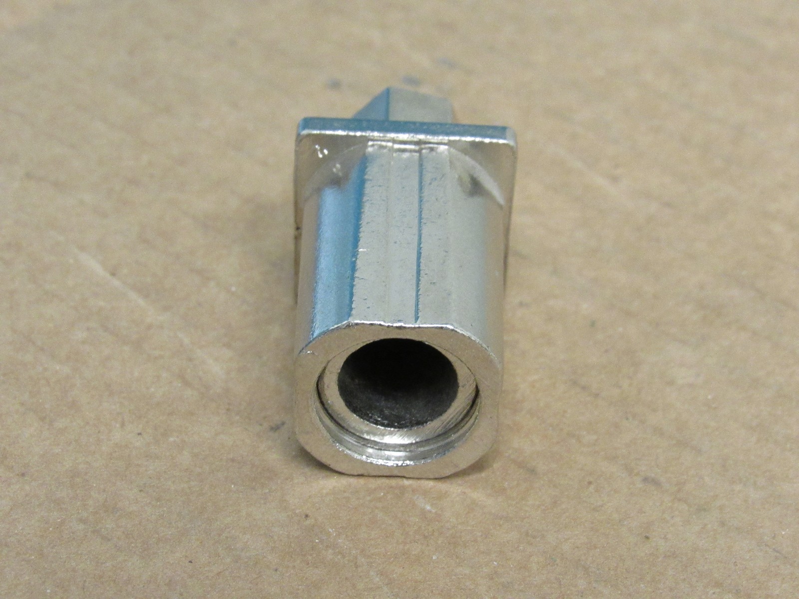 RESTAURANT EQUIPMENT NICKEL PLATED ADJUSTABLE FOOT LEG INSERT A14-0221-C 1-1/64″