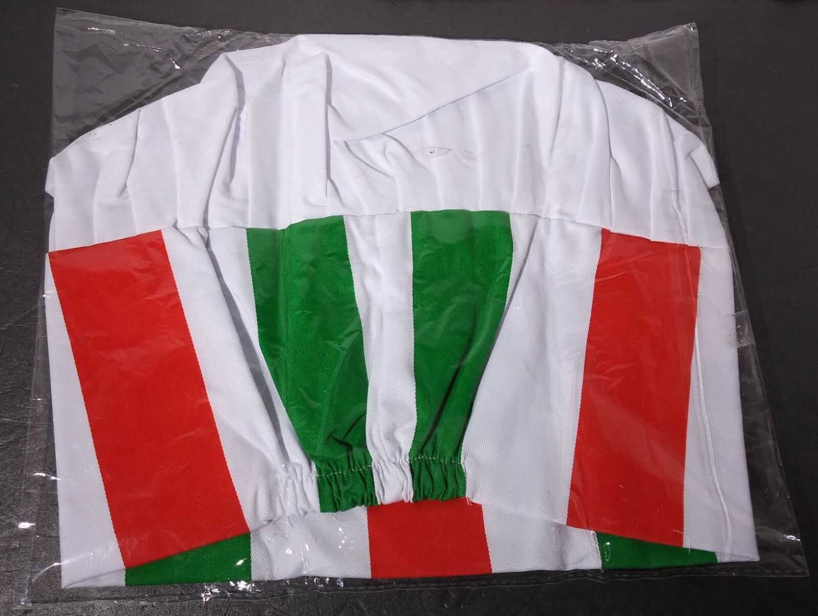 Vino Italiano White Chef’s Hat Wines of Italy on the front New in Plastic