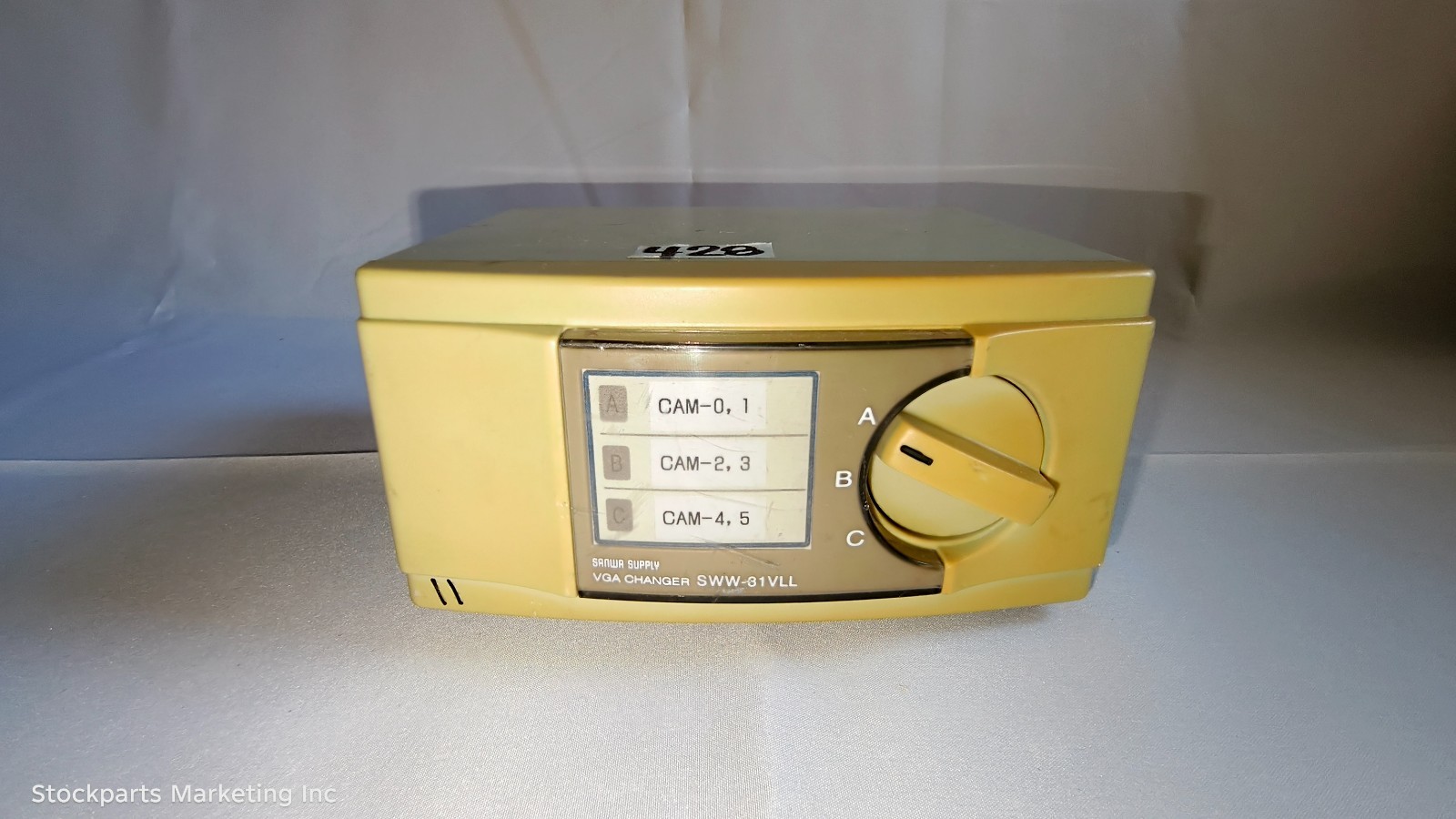 Sanwa Supply SWW-31VLL SWW31VLL VGA Changer 30 Days Warranty Fast Shipping