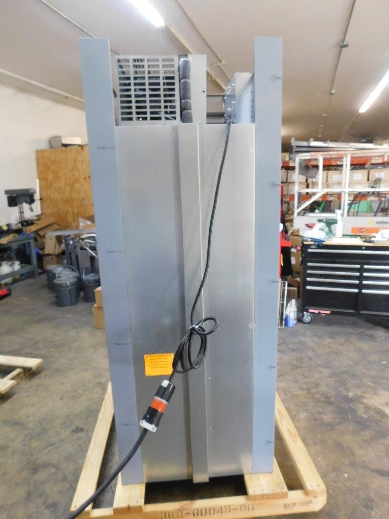 5067 New S/D Aged Inventory, Traulsen 2-Door Refrigerator / Warmer ADH132WUT-HHS