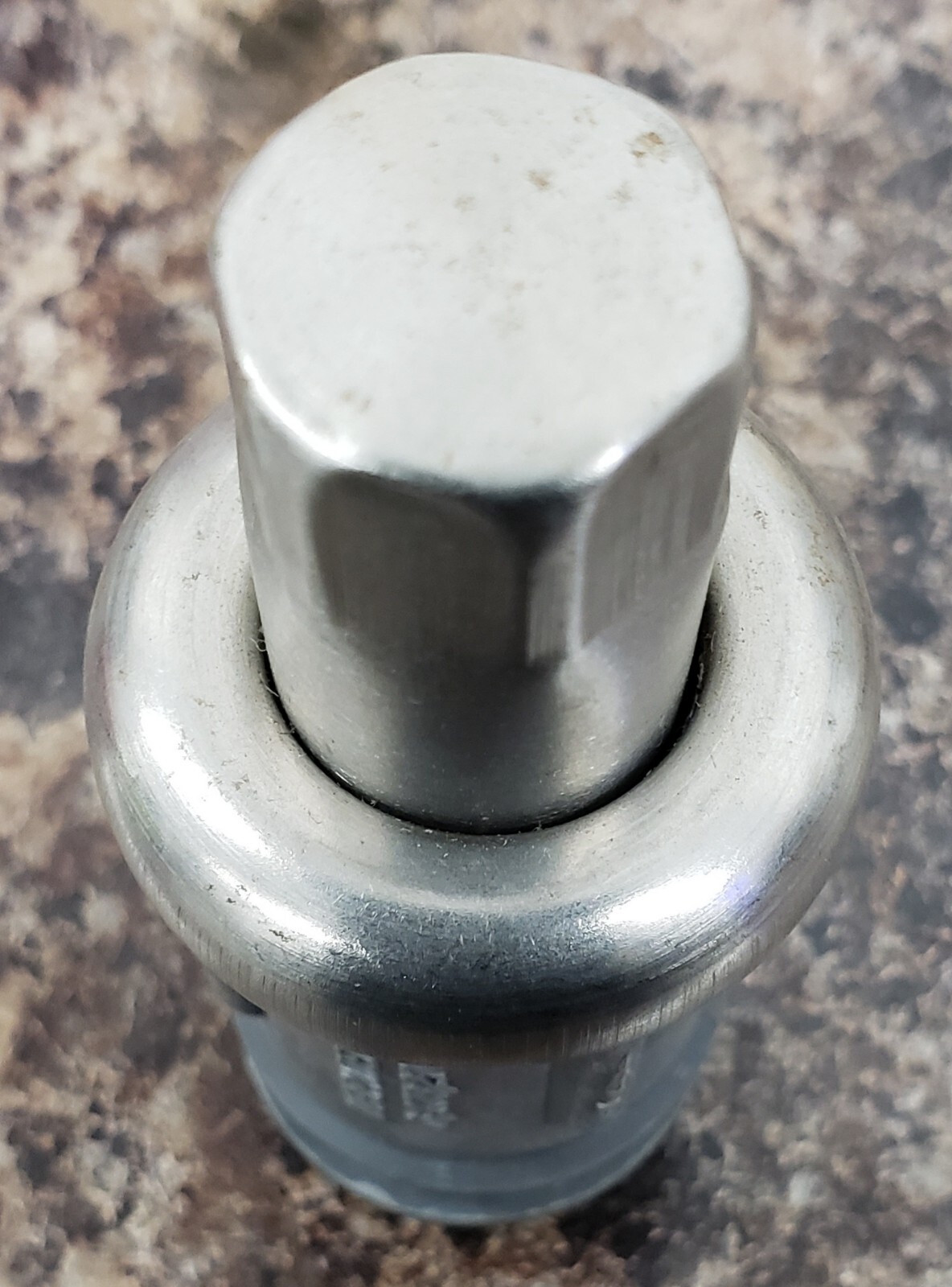 (4) CHG, Inc. 1-1/2″ Rnd Stainless Steel Clad Thermoplastic Adj Hex Foot Insert