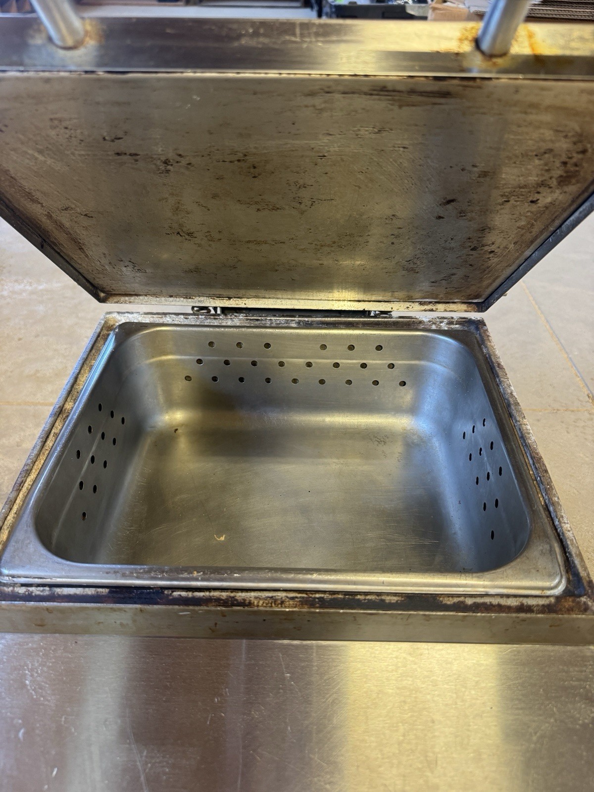 EmberGlo ES5PB18 1/2 Size Countertop Electric Food Steamer – Used – WORKS