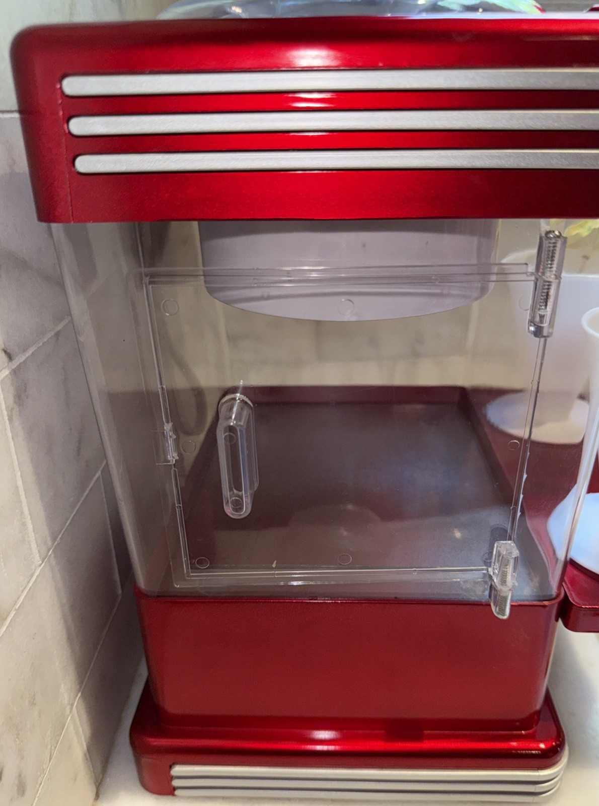 Nostalgia Retro Snow Cone Shaved Ice Machine NEW