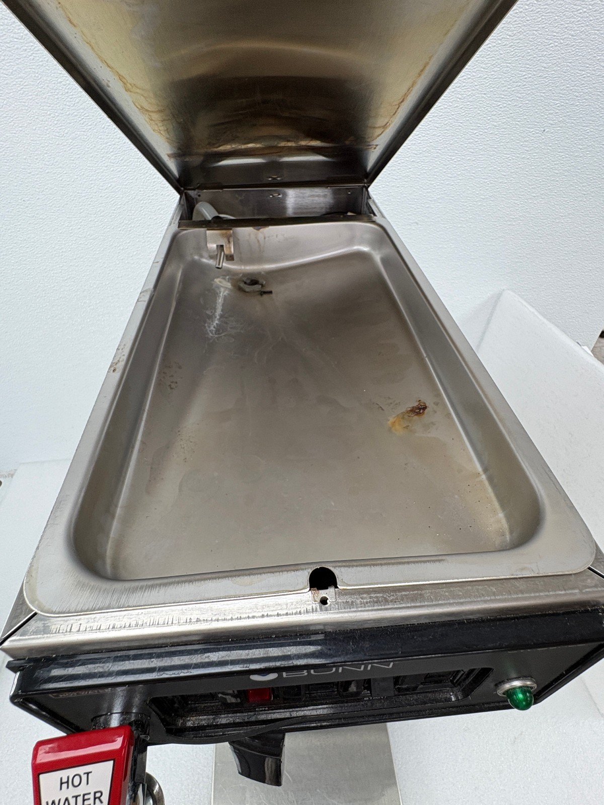 PRE OWNED | BUNN CWTF15-APS / 23001.0006 Automatic Airpot Coffee Brewer – Silver