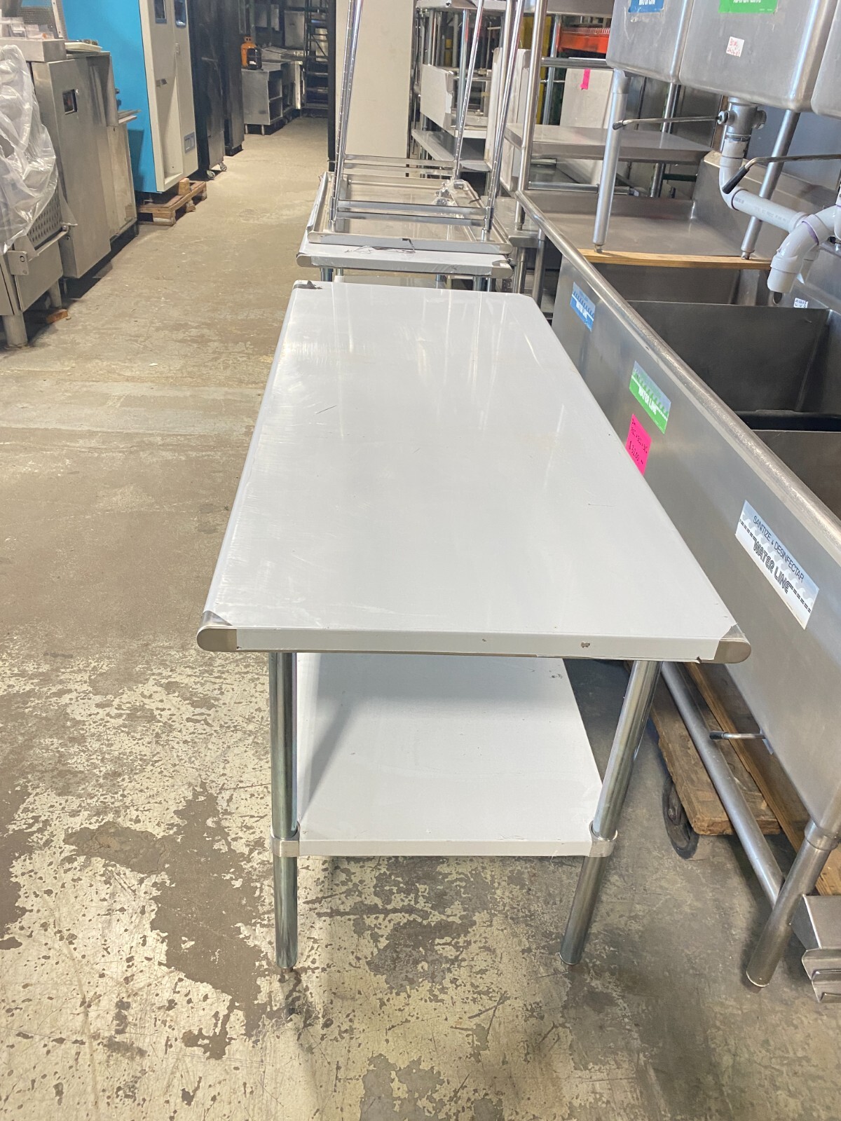 Table /Commercial Stainless Steel MD: 2KRD9A / 600 LB Capacity / 72″x30″x36″H