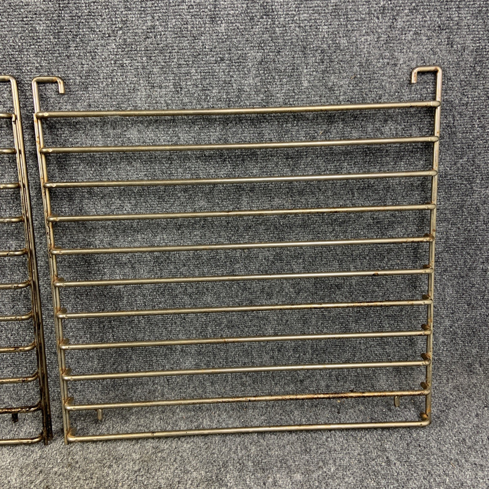 Hobart Vulcan Commercial Oven Guide Racks Set Shelf Holders 20″ x 19″
