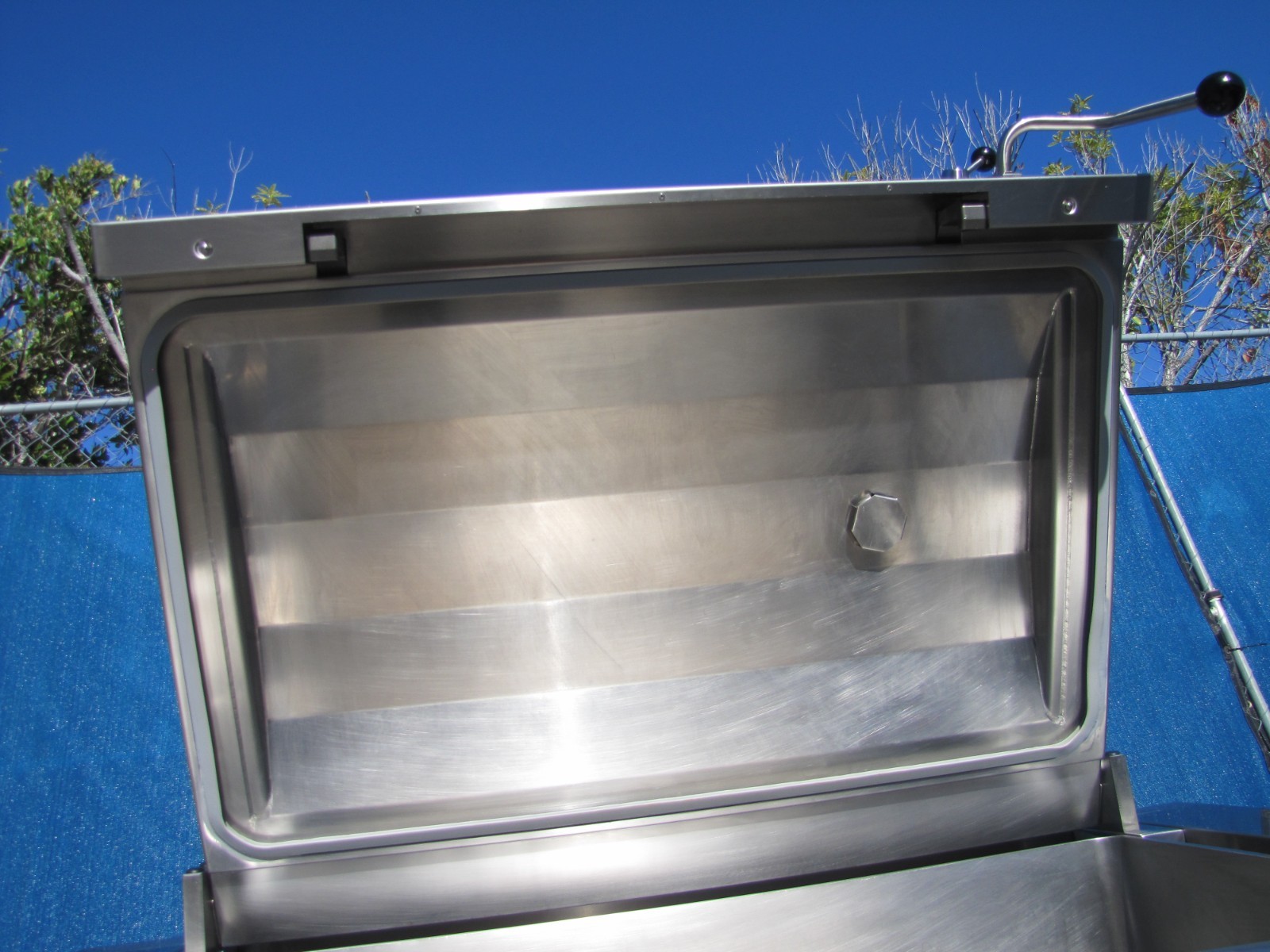 Electrolux 40 Gallon Pressure Bratt Tilt Braising Pan 9CHG583310 480V 3 Phase #2