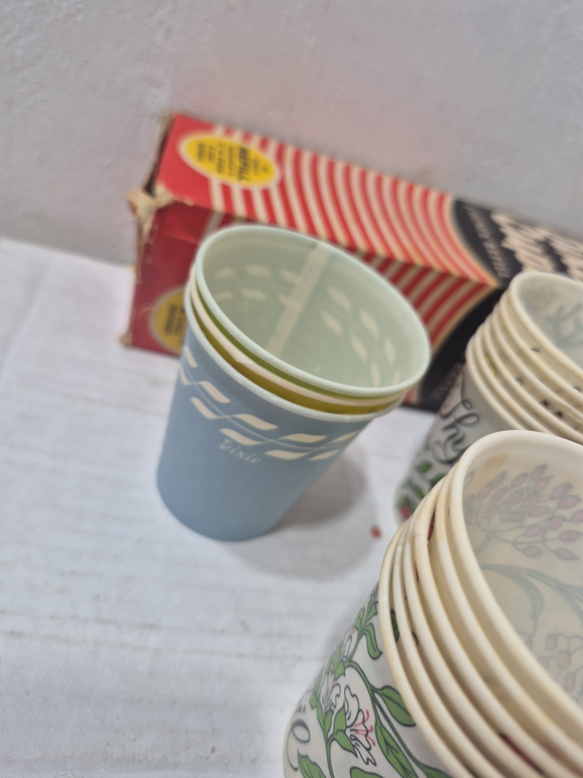 Vintage Original Dixie Cups Box w/Various Paper Cups Retro MCM Cottage Core