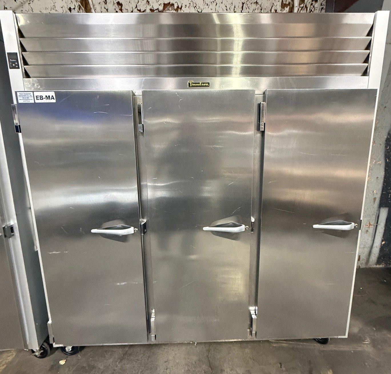 2024 TRAULSEN G31313 76 3/8″ 3 SOLID DOOR REACH IN FREEZER