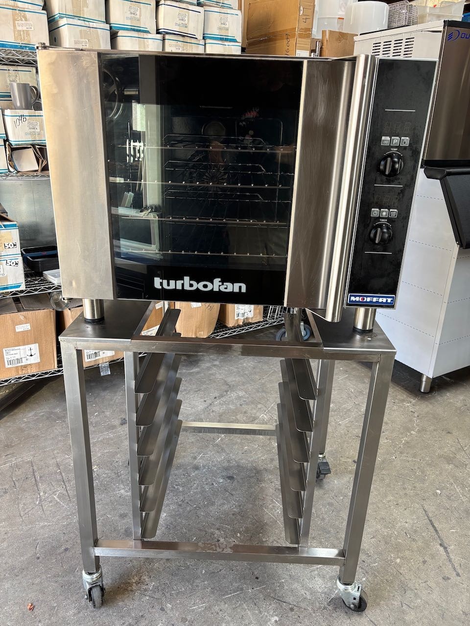 4 Tray Electric Convection Oven & Stand On Wheels Moffat TurboFan E31D4 1/2 Size