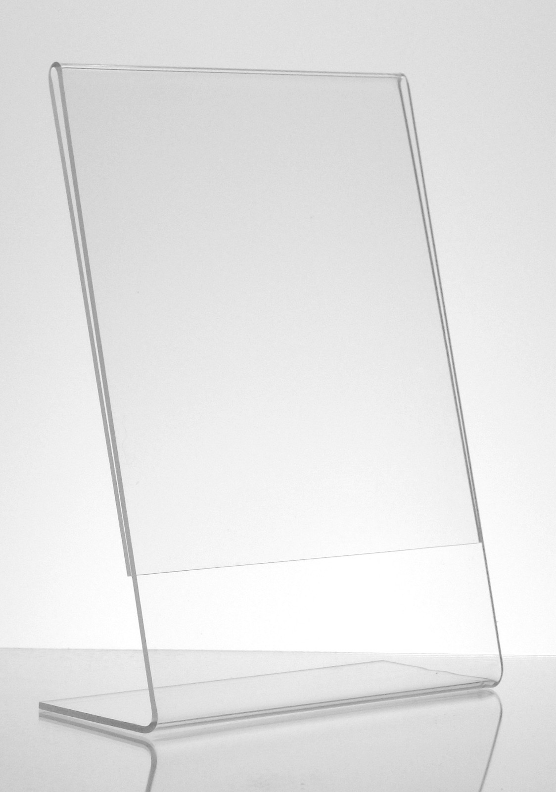 Dazzling Displays 5 Acrylic 4″ x 6″ Slanted Sign Holders