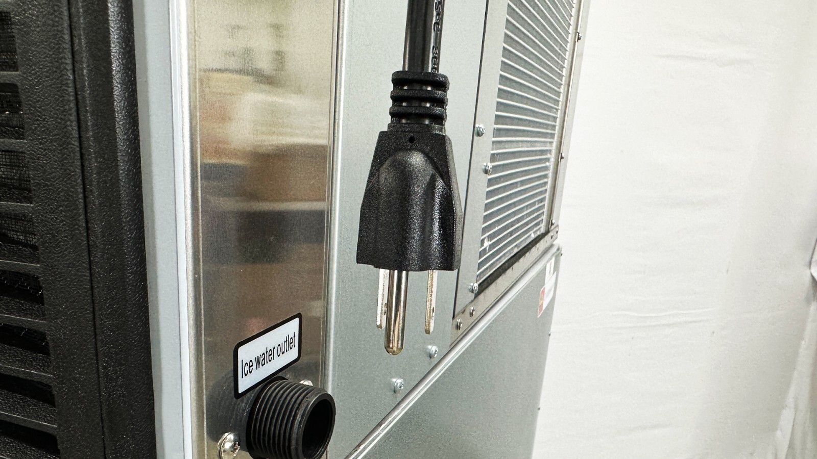 NSF Commercial Ice Maker 500 LBS/ Day, Free Standing Ice Machine
