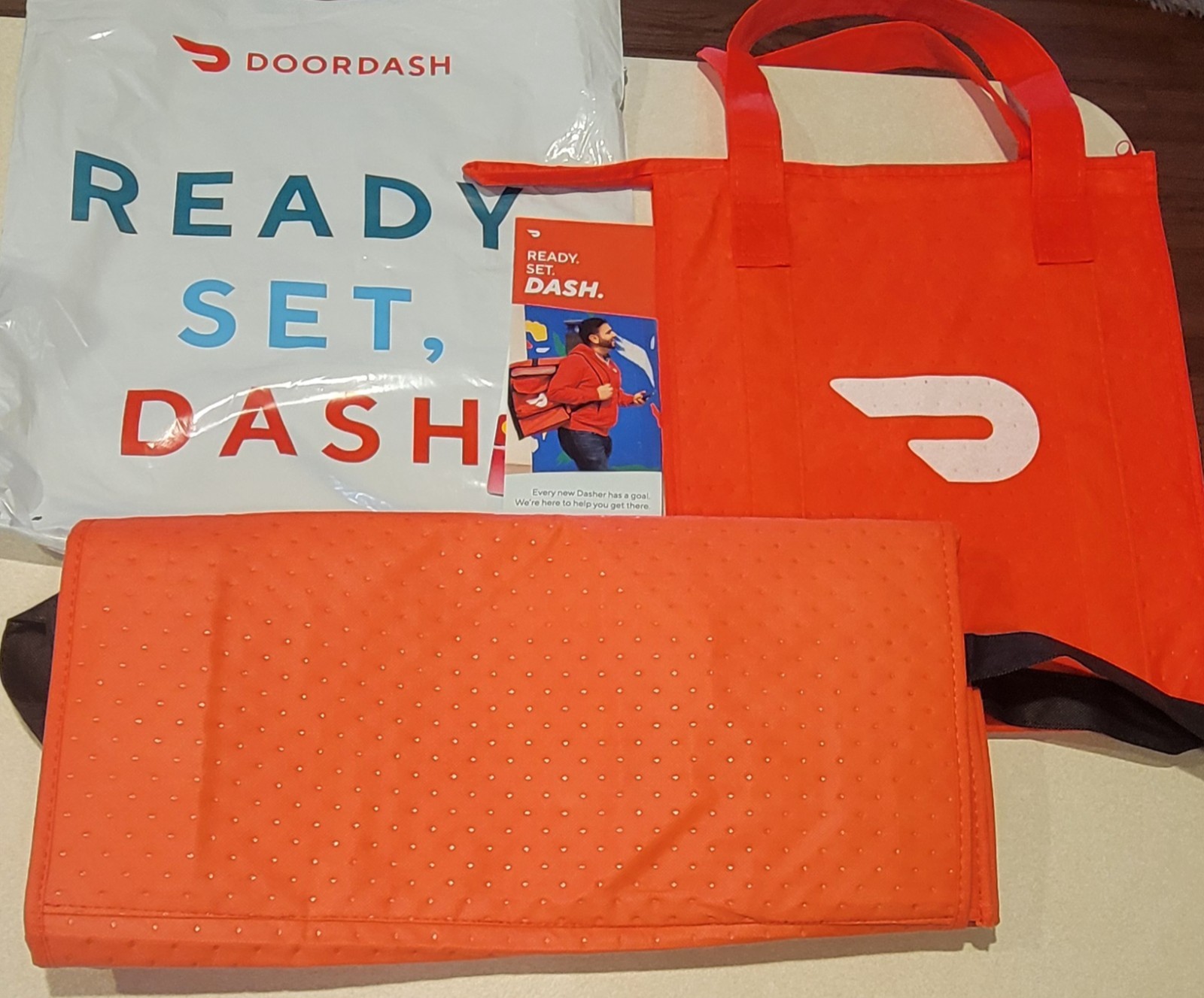 Doordash starter kit pizza delivery bag and tote, New, Free Shipping