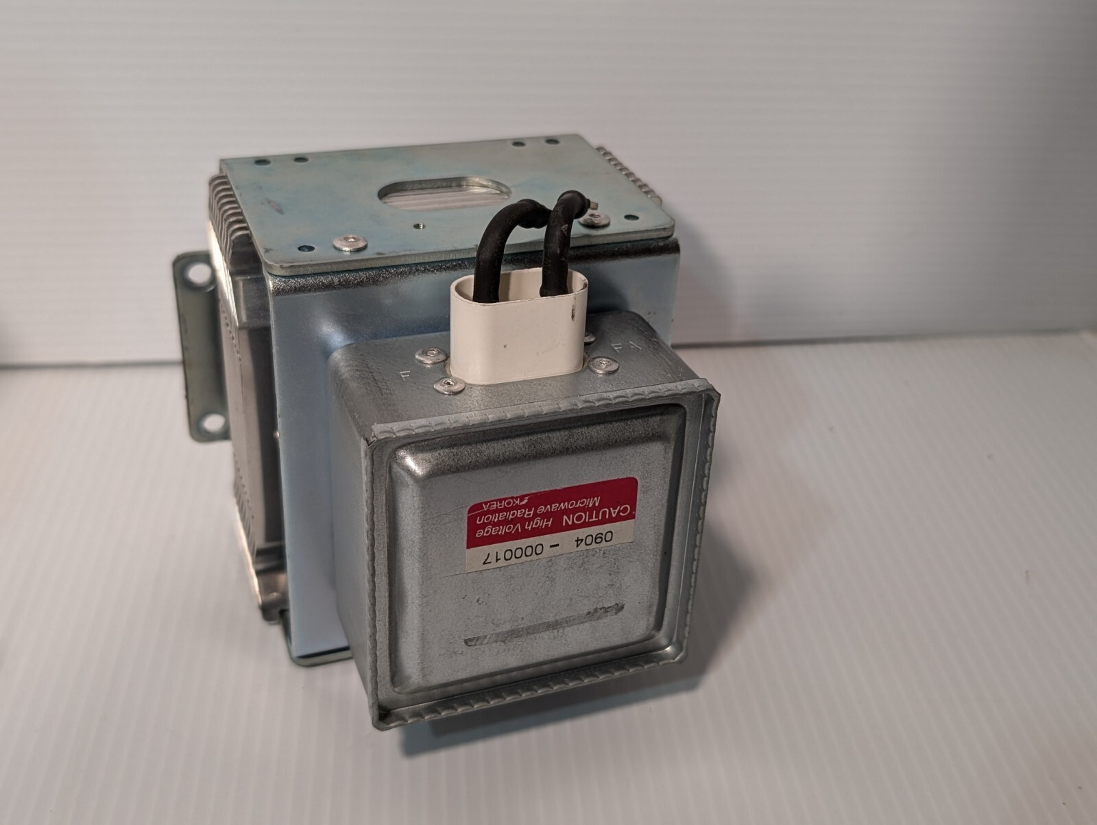 Unbranded 0904-000017 Microwave Magnetron