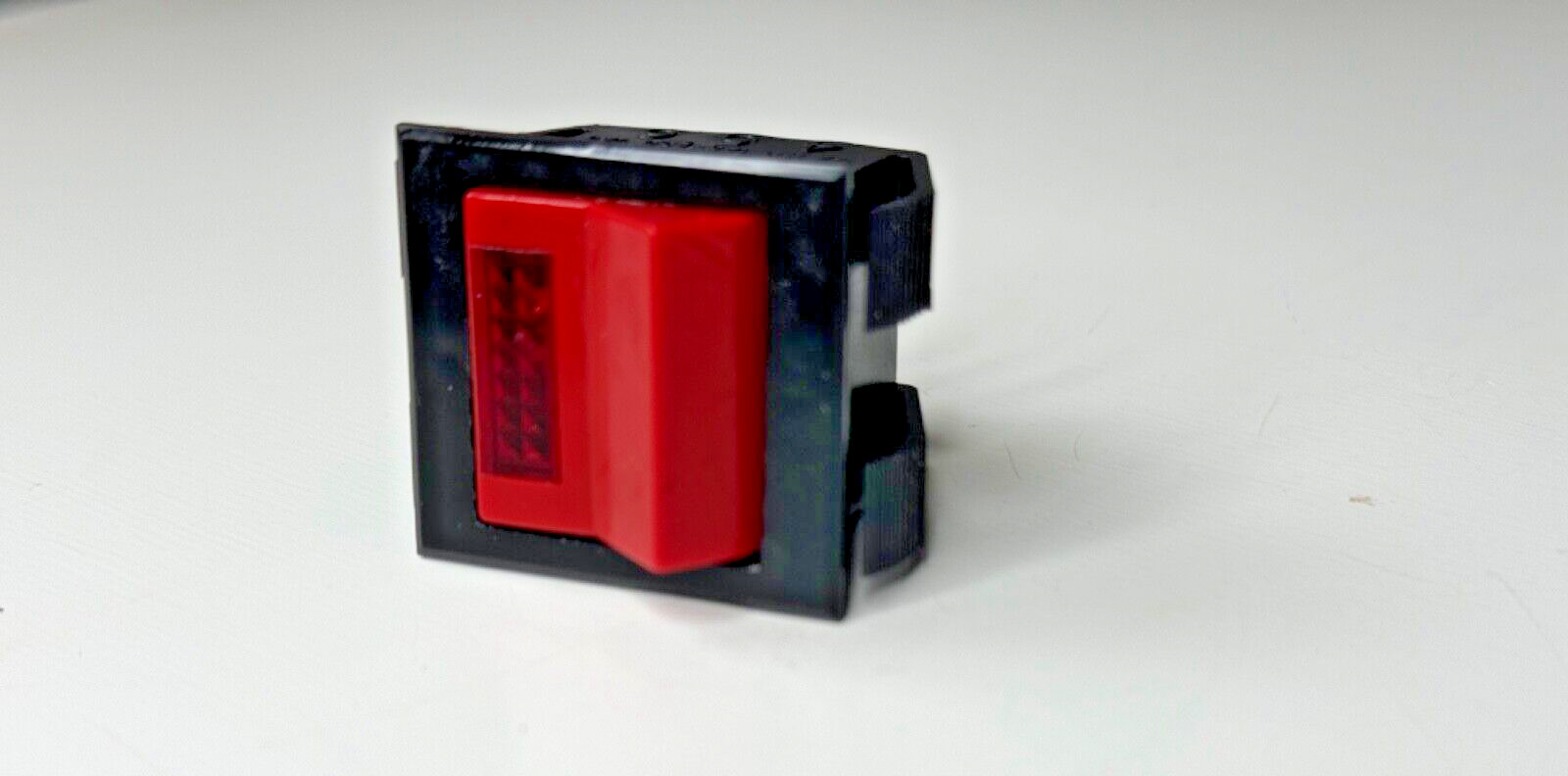 HOBART/VULCAN OEM 00-821079, 821079 24V RED LIGHTED RED ROCKER SWITCH