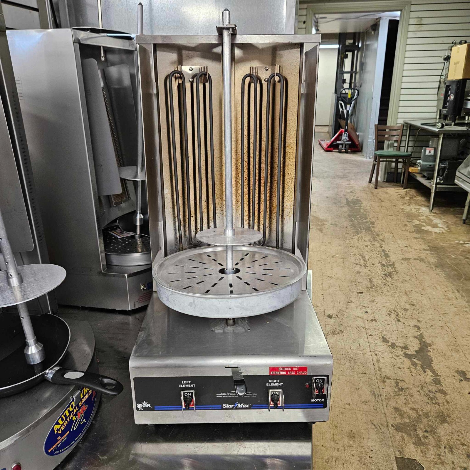 Star Max VBE30 45lb Electric Vertical Gyro/Meat Broiler – 208V/1Ph